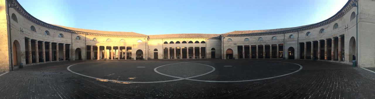 Al Foro Annonario Bed & Breakfast Senigallia Exterior photo