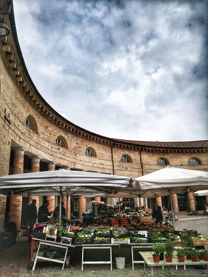 Al Foro Annonario Bed & Breakfast Senigallia Exterior photo